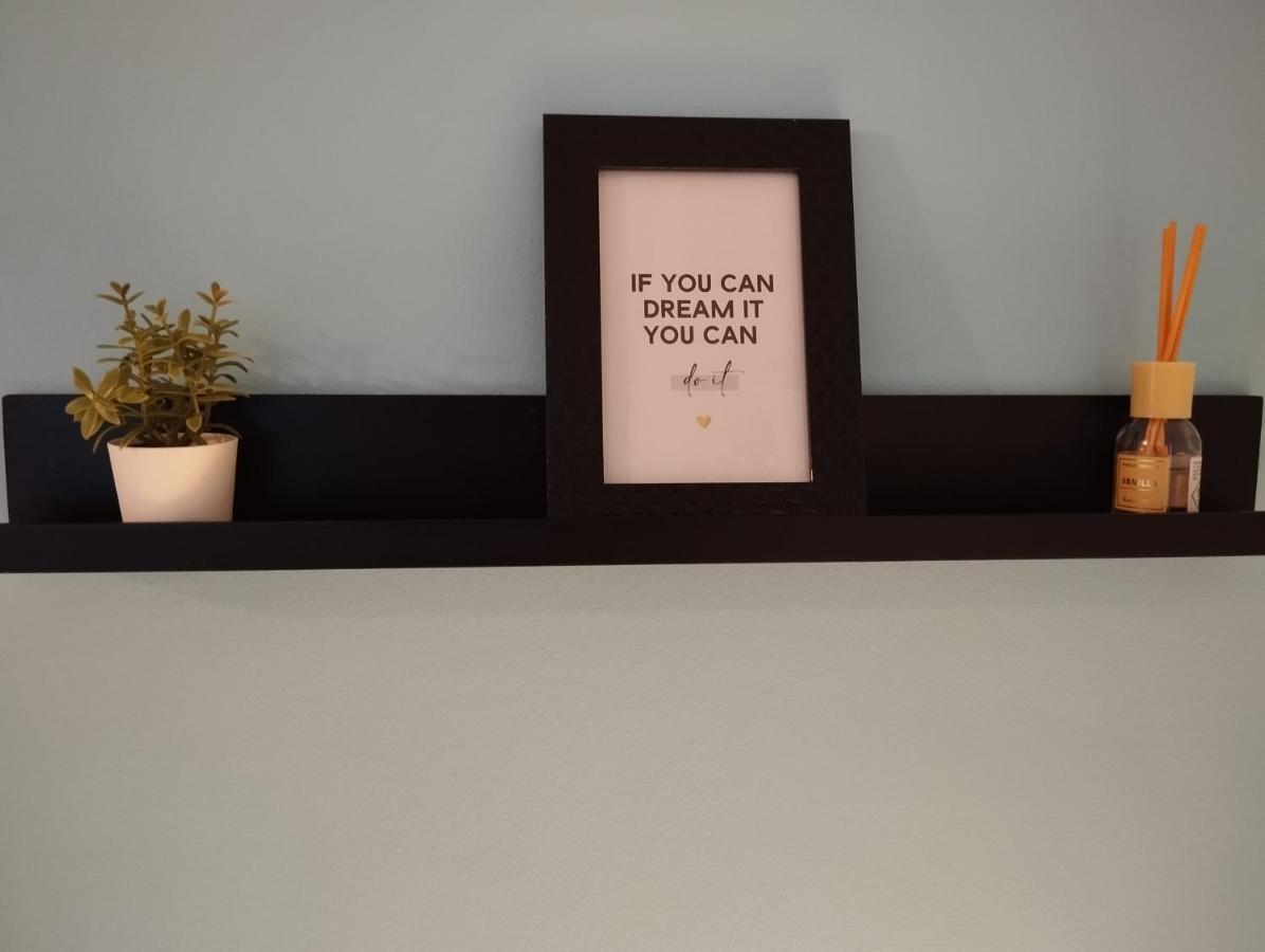 مبيت وإفطار Le Beau Refuge Parisien De Cergy - Parisian Modern Flat At سيرُجي المظهر الخارجي الصورة